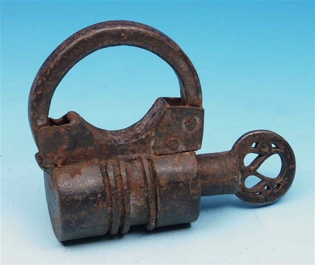 Appraisal: AN OLD IRON PADLOCK with screw key high