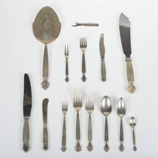 Appraisal: Georg Jensen Denmark Acanthus silver flatware set th c incl