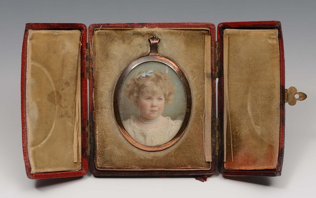 Appraisal: Early th Century English SchoolInfant girl wearing blue ribbon and