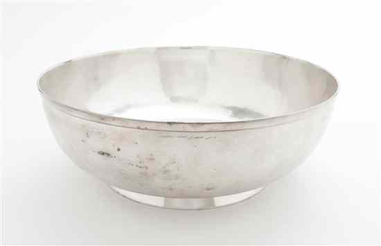 Appraisal: An American Sterling Silver Center Bowl Old Newbury Crafters retailed