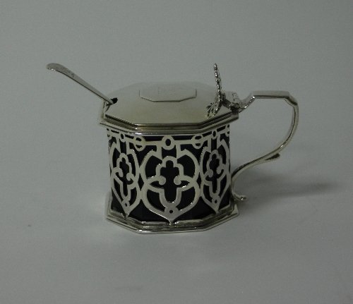 Appraisal: A Victorian silver mustard pot Charles Reily George Storer of