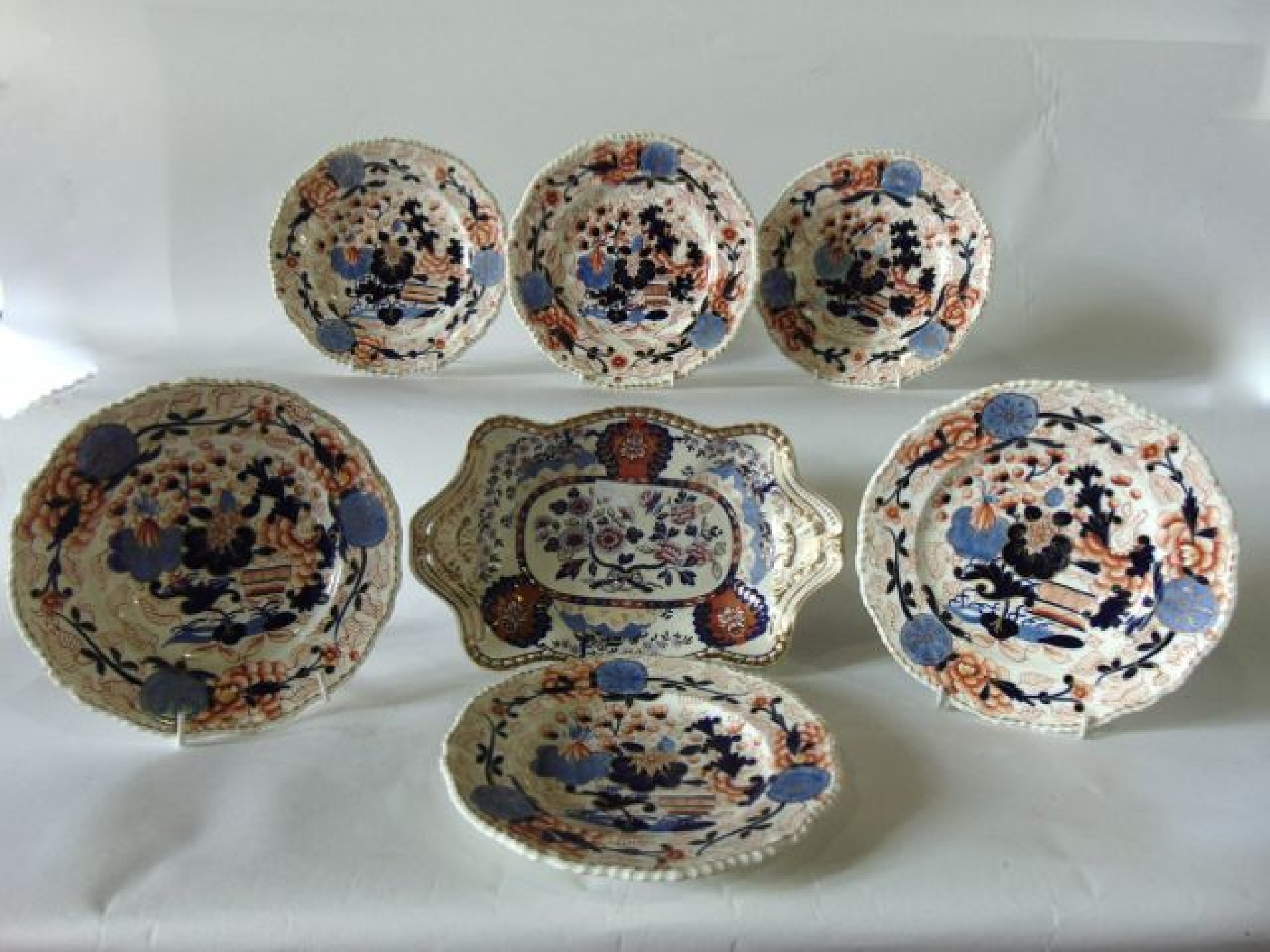 Appraisal: An early th century Spode Imperial pattern dessert serving dish