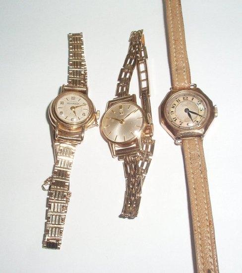 Appraisal: A lady's ct gold watch Tissot with ct gold bracelet