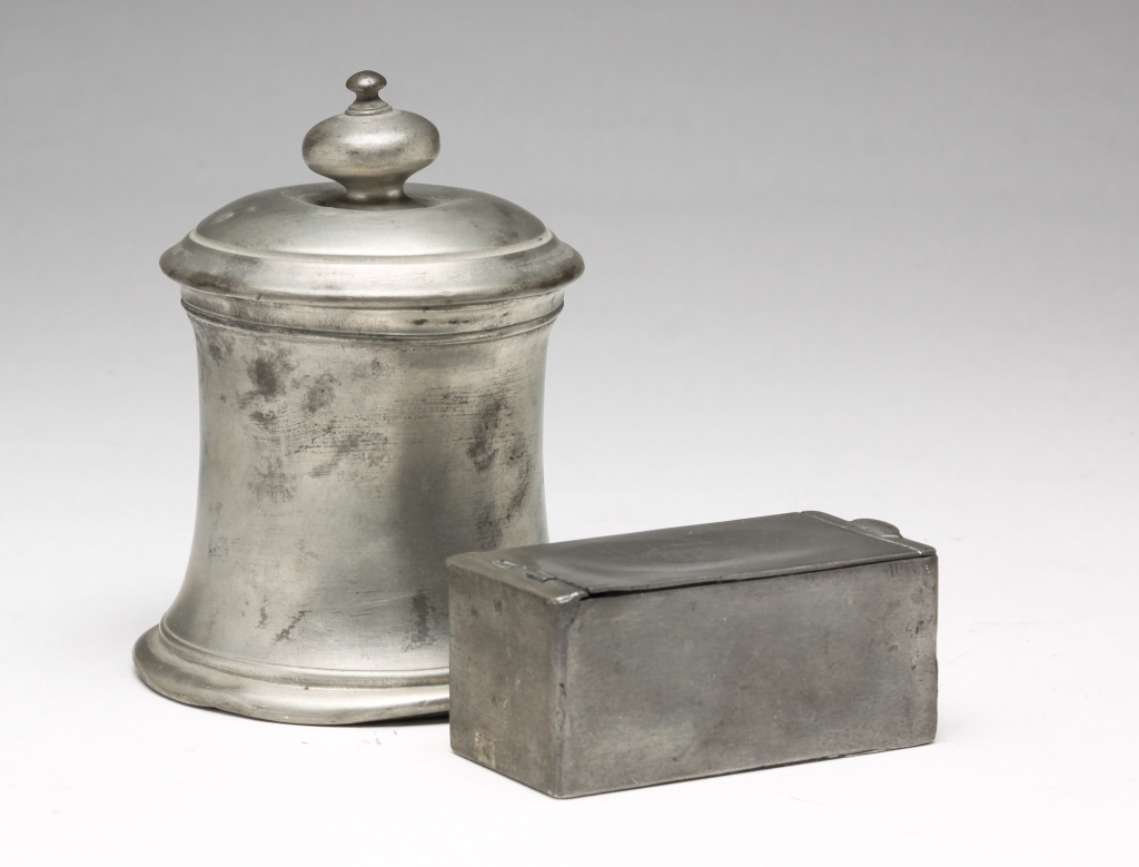 Appraisal: ENGLISH PEWTER TOBACCO JAR AND SNUFF BOX Possibly th century