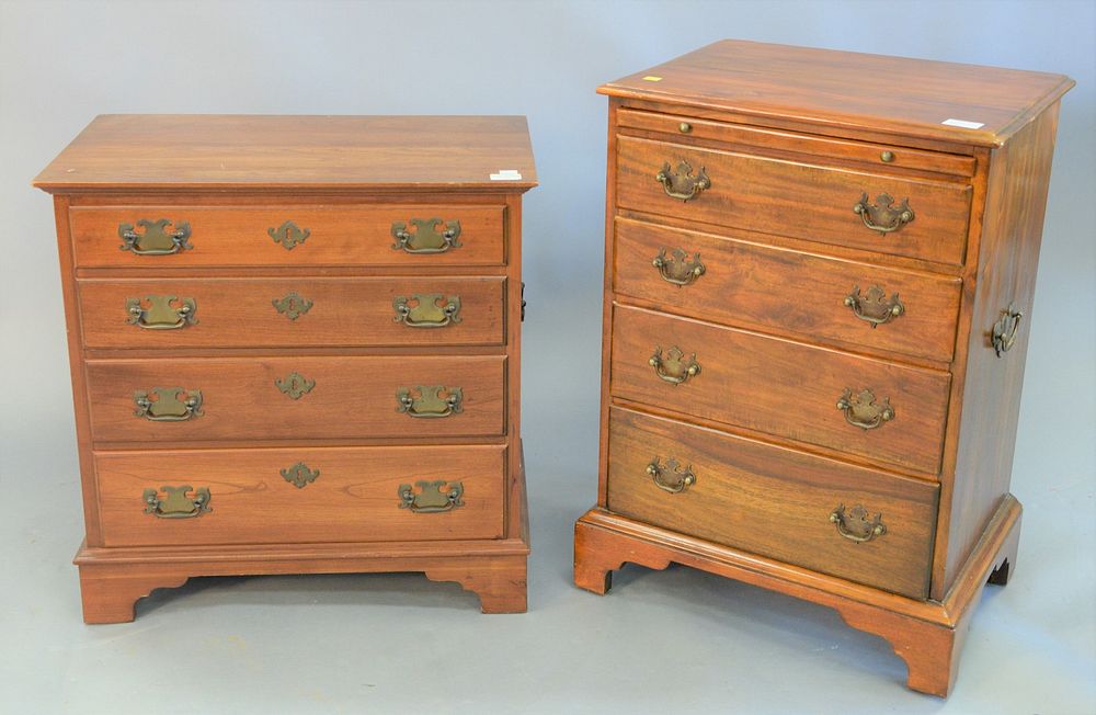 Appraisal: Two small mahogany bachelor chests four drawer with pull out