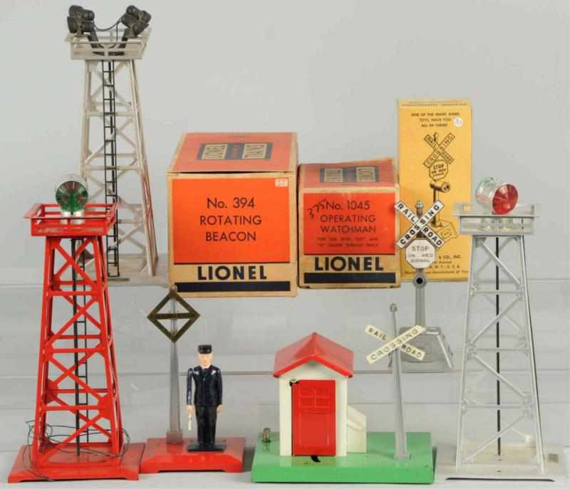 Appraisal: Lot of Lionel Accessories American Pre and post-war Includes no