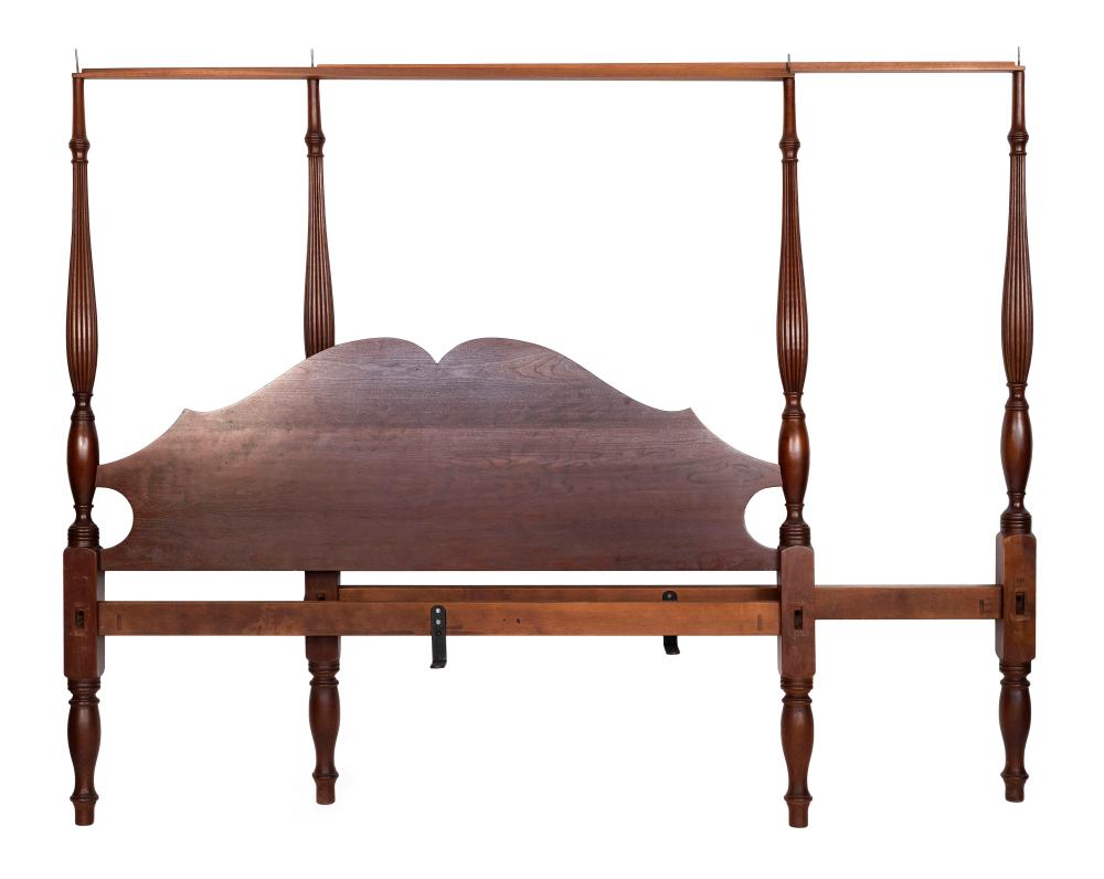 Appraisal: ELDRED WHEELER QUEEN-SIZE BED MASSACHUSETTS TH CENTURY HEIGHT WITHOUT FINIALS