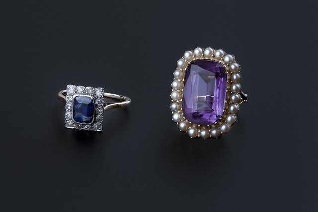 Appraisal: Two cluster rings comprising a rectangular sapphire and diamond set