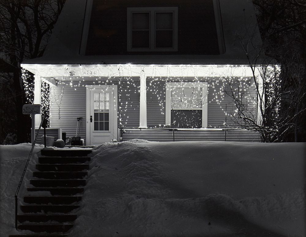 Appraisal: Will Agar House on Abbott Ave South B W Photograph