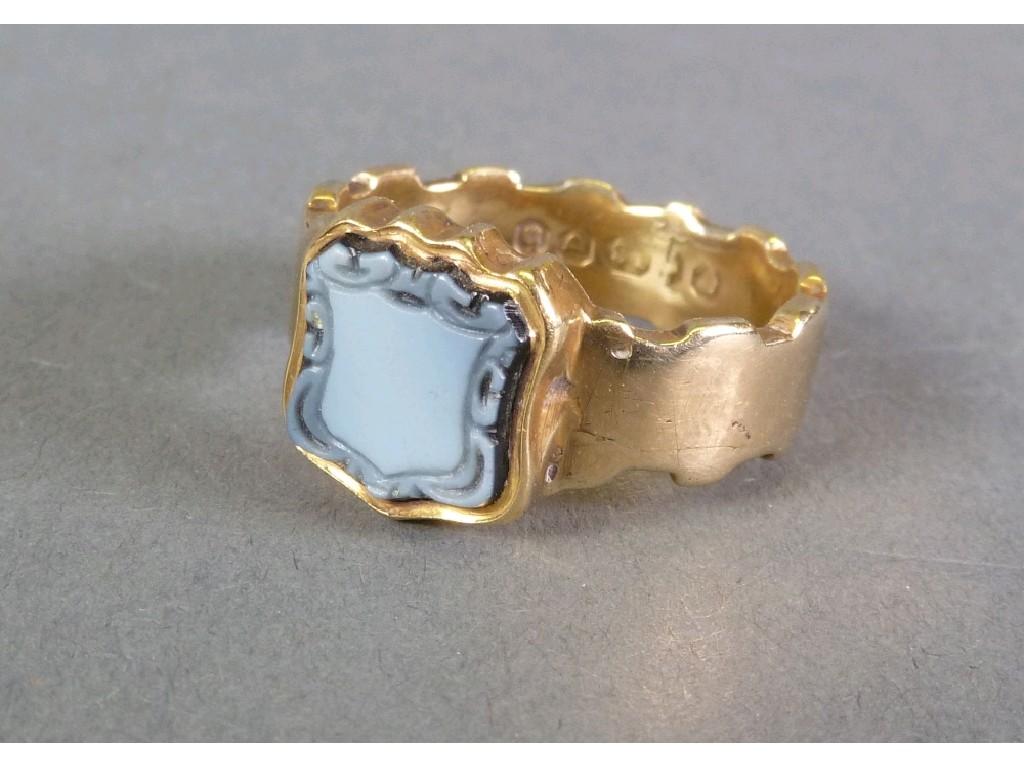 Appraisal: VICTORIAN ct GOLD SIGNET RING with top set with a