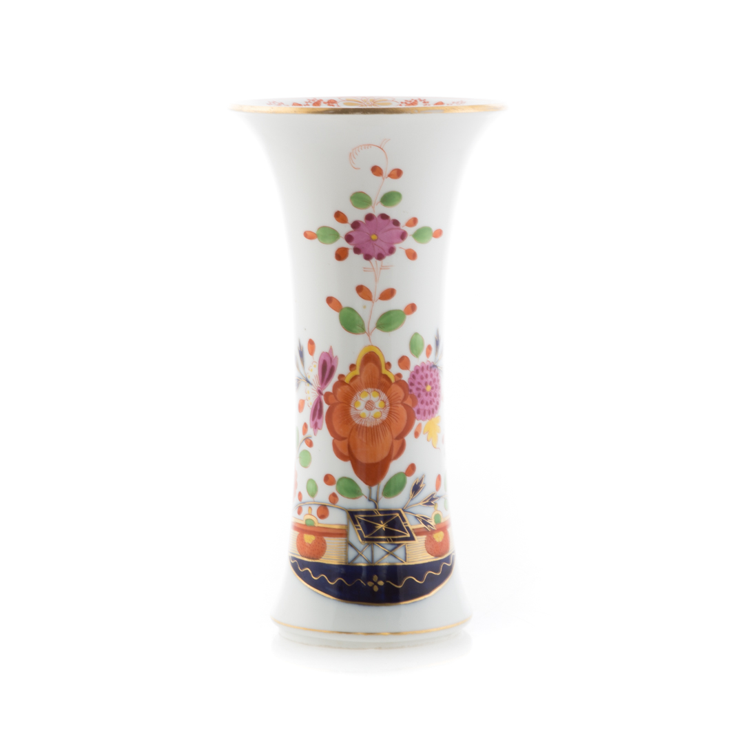 Appraisal: Meissen porcelain trumpet vase in the Imari manner in Condition