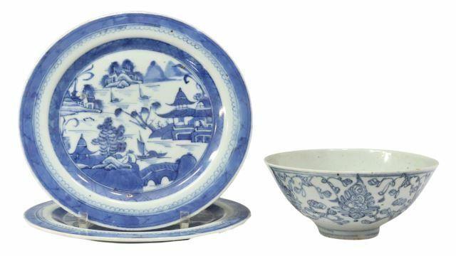 Appraisal: lot of Chinese blue and white porcelains including rice bowl