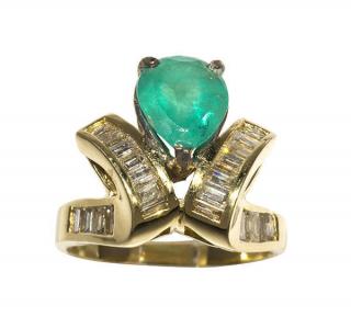 Appraisal: Emerald diamond and k yellow gold ring Emerald diamond and