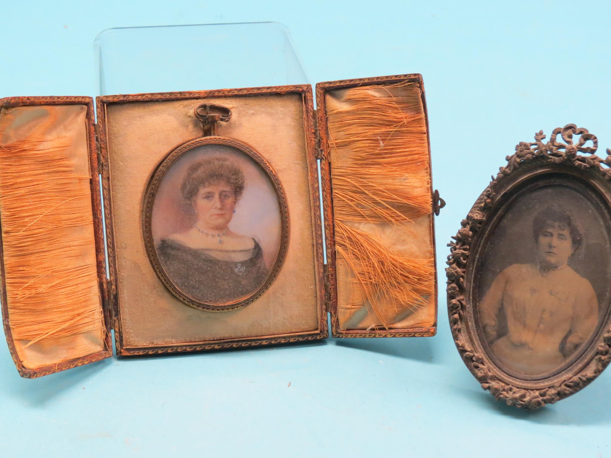 Appraisal: A Victorian portrait miniature on ivory lady wearing sapphire necklace