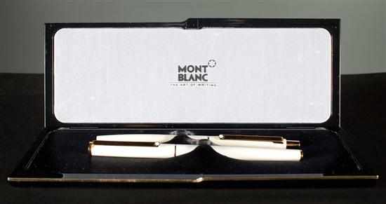 Appraisal: Montblanc fountain and ballpoint pen set in case with original