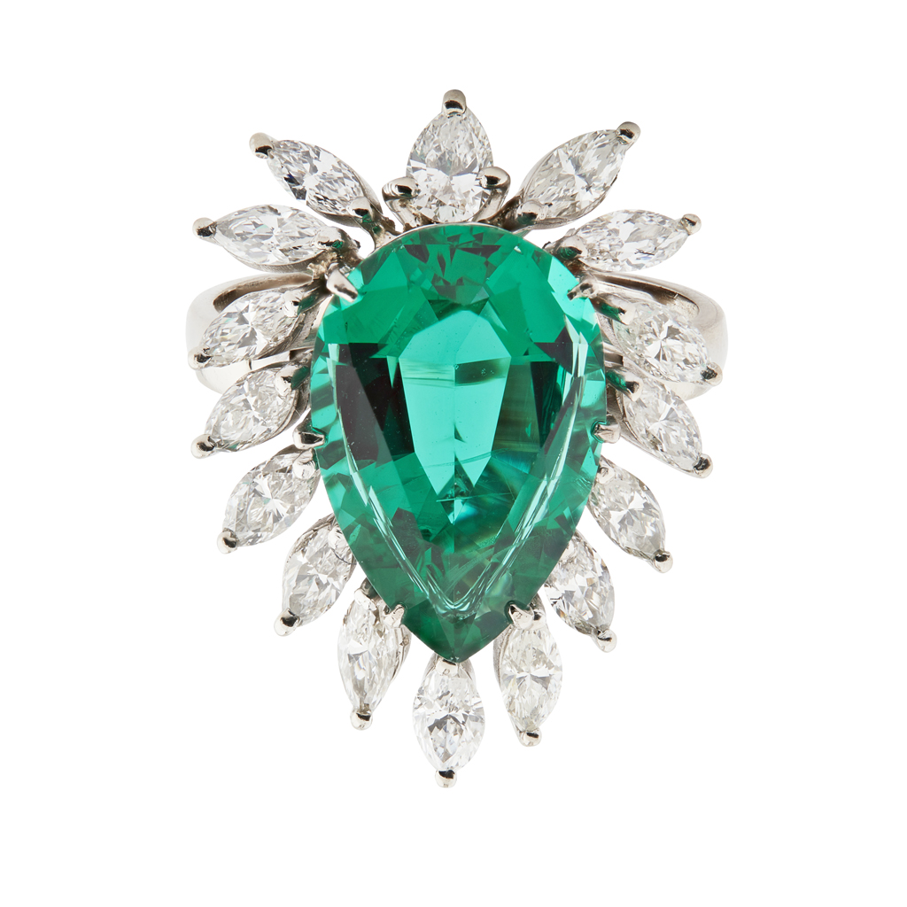 Appraisal: A synthetic emerald and diamond set cocktail ringclaw set with