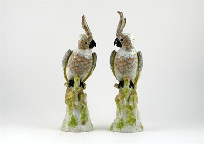 Appraisal: A pair of Samson models of cockatoos after Meissen perched