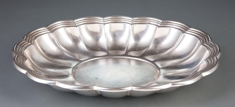 Appraisal: Gorham Sterling Silver Serving Bowl pattern date mark for lobed