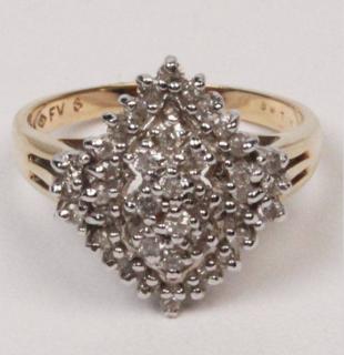 Appraisal: K LADIES DIAMOND CLUSTER RING K YELLOW GOLD LADIES DIAMOND