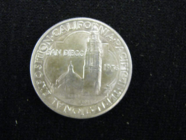 Appraisal: -D San Diego California-Pacific Expo commemorative half dollar uncirculated