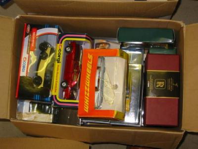 Appraisal: Twenty various Classics Commercial and other models boxed E