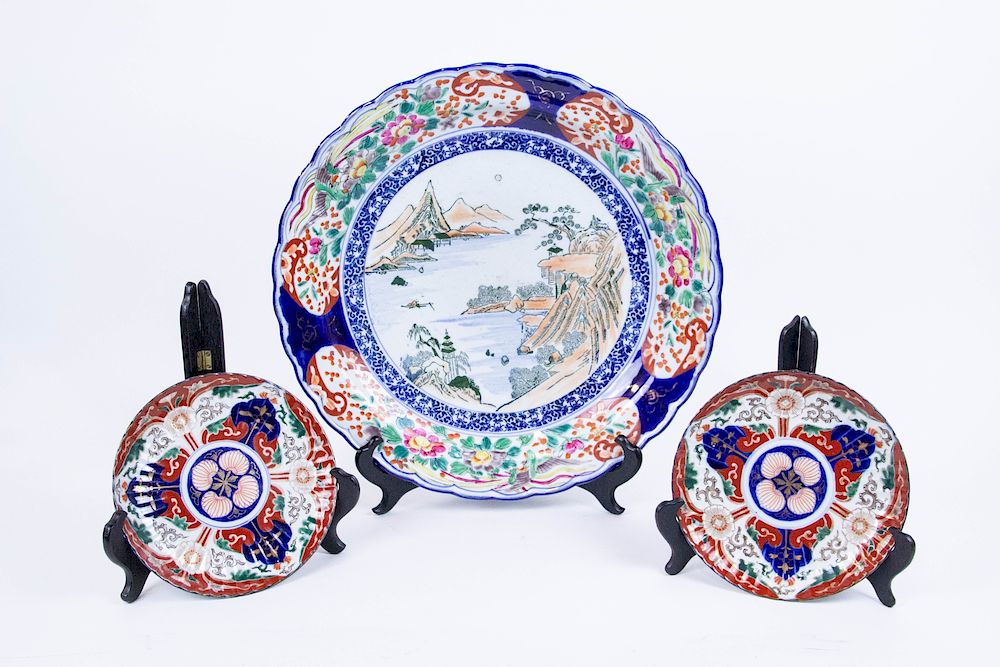 Appraisal: Large Imari Transferware Charger and Two Plates From a Dobbs