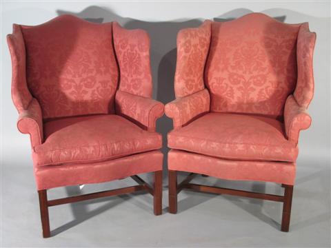 Appraisal: PAIR OF HICKORY WING CHAIRS Each well shaped wing chair