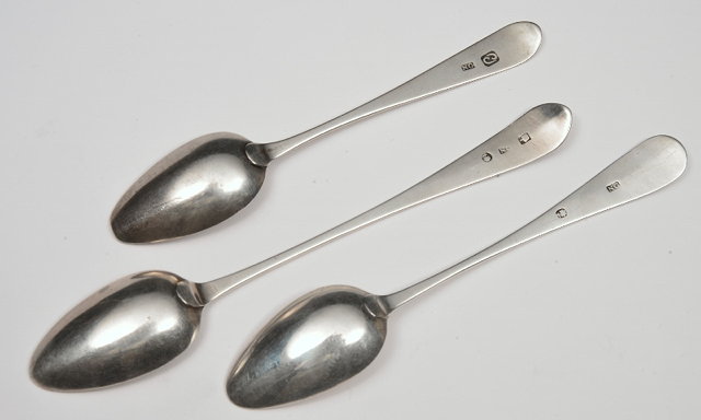 Appraisal: A SCOTTISH PROVINCIAL SILVER MASKING SPOON pointed Old English pattern