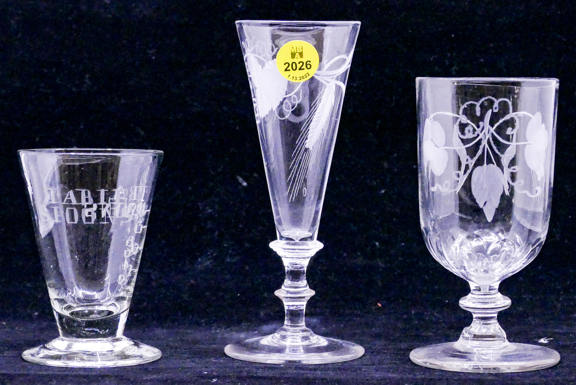 Appraisal: pc English Georgian Etched Glass Ale Glasses- largest ''