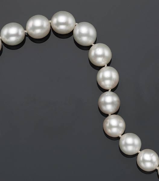 Appraisal: A South Sea cultured pearl diamond and fourteen karat gold