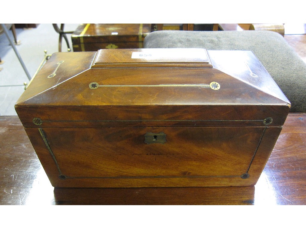 Appraisal: Mahogany and brass inlaid tea caddy