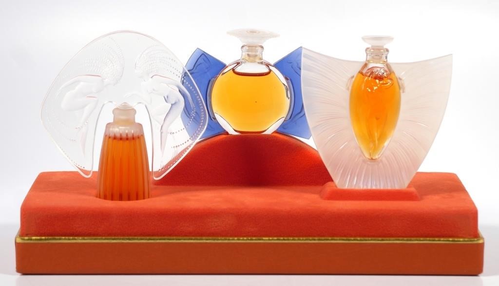 Appraisal: Boxed set of Lalique French crystal miniature perfume replicas Named