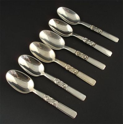 Appraisal: A set of six Georg Jensen silver Scroll pattern spoons