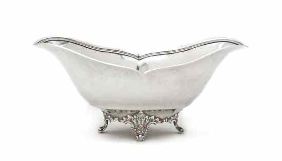 Appraisal: An American Sterling Silver Gravy Bowl Tiffany Co of oval