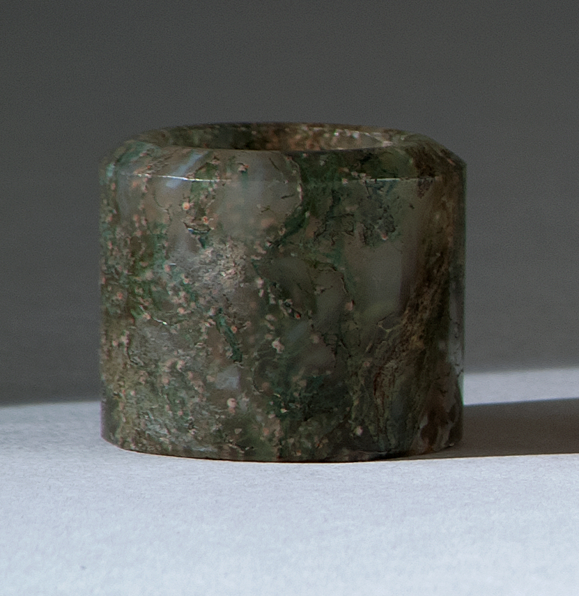 Appraisal: MOSS AGATE THUMB RING th CenturyWith green and gray markings