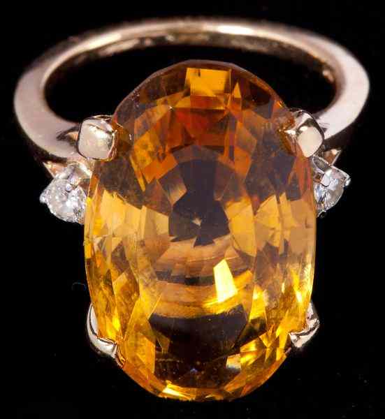 Appraisal: Citrine and Diamond Ringcirca set in the center with a