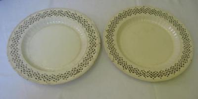 Appraisal: A PAIR OF CREAM WARE PLATES with beaded border and