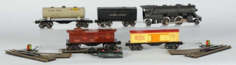 Appraisal: Lionel O- Freight Train Set Description Pre-war Tin-plate Includes steam