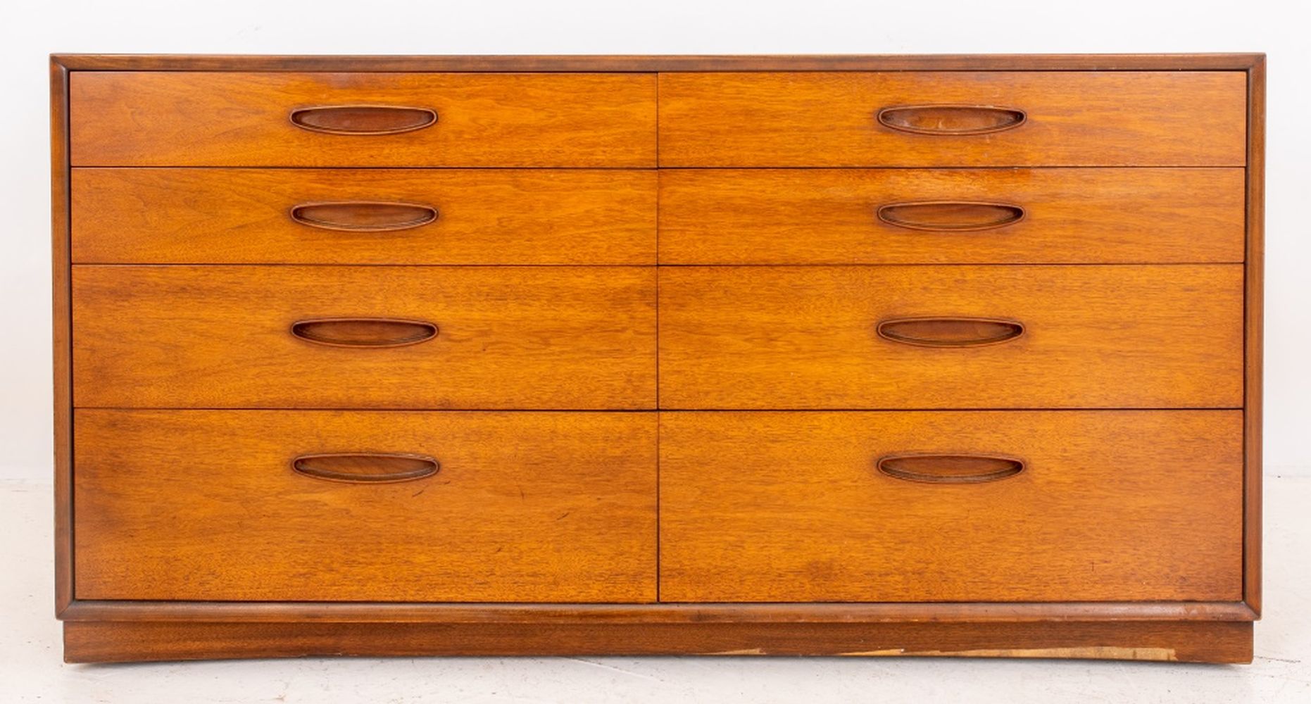 Appraisal: MIDCENTURY MODERN STYLE MAHOGANY DRESSER Mid century modern style mahogany