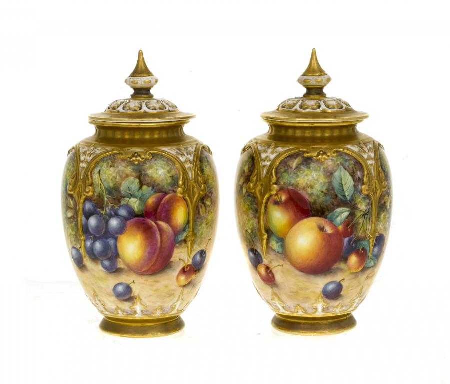 Appraisal: A PAIR OF ROYAL WORCESTER POT POURRI VASES AND COVERS