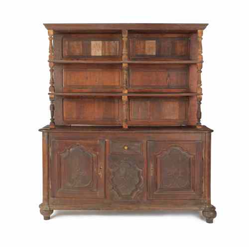 Appraisal: Continental oak two-part cupboard ca h w