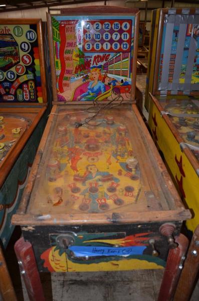 Appraisal: Williams Hong Kong Playfield Very good Backglass Very good Cabinet