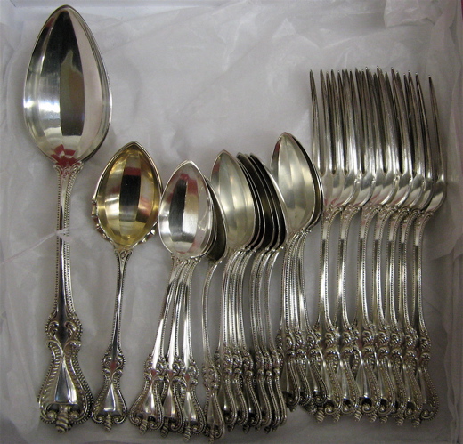 Appraisal: TOWLE STERLING SILVER FLATWARE pieces Old Colonial pattern of consisting