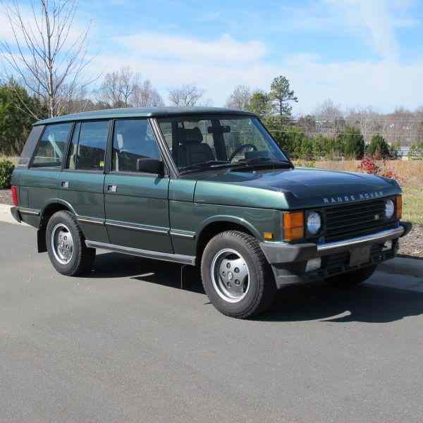 Appraisal: Range Rover ''County''VIN SALHV XLA miles showing automatic green exterior