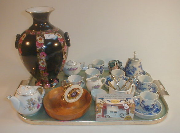 Appraisal: Oriental blue and white tea ware other tea ware nutcracker