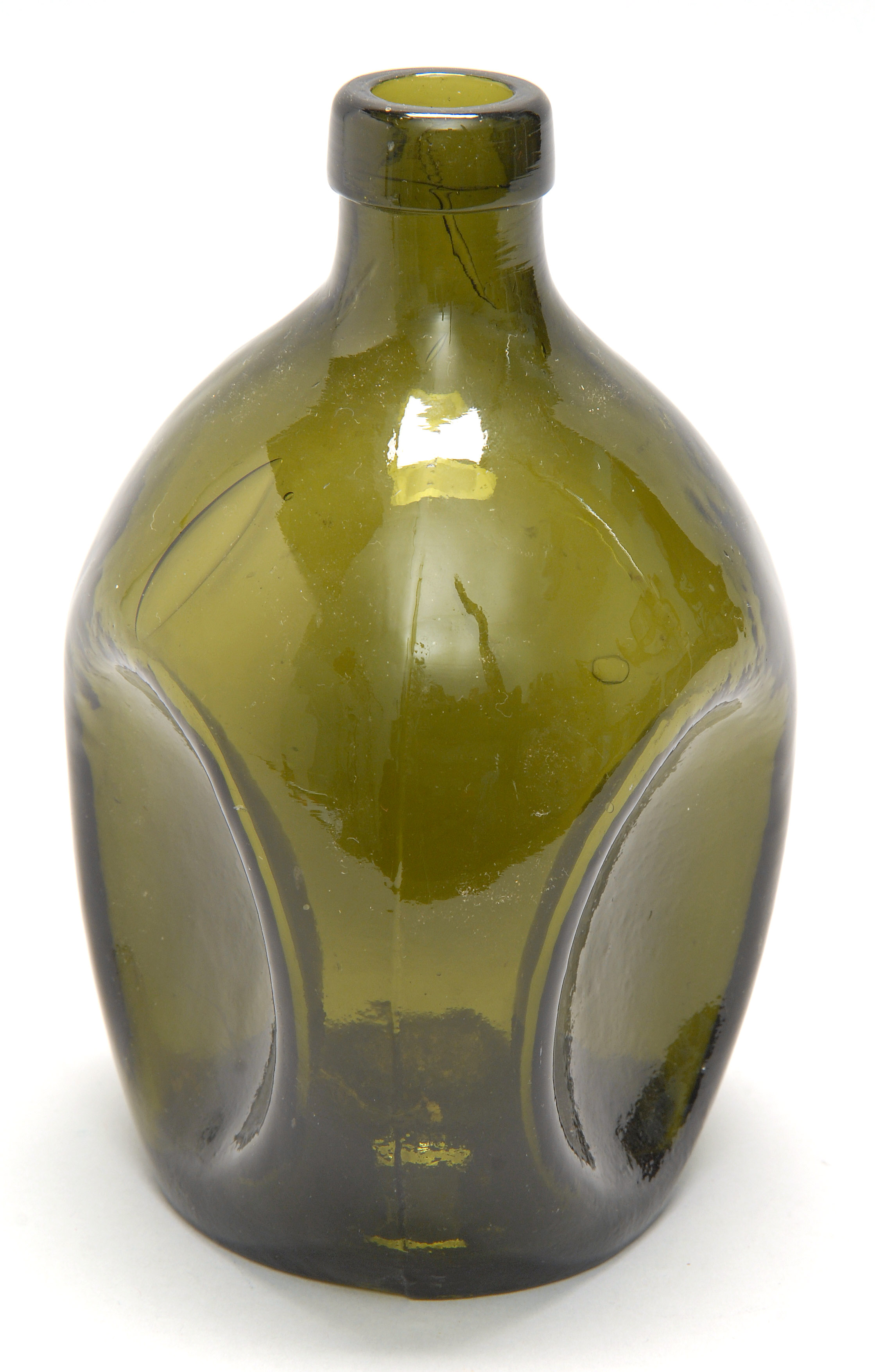 Appraisal: TH CENTURY BLOWN MOLDED AMBER GLASS BOTTLE Three pinched sides