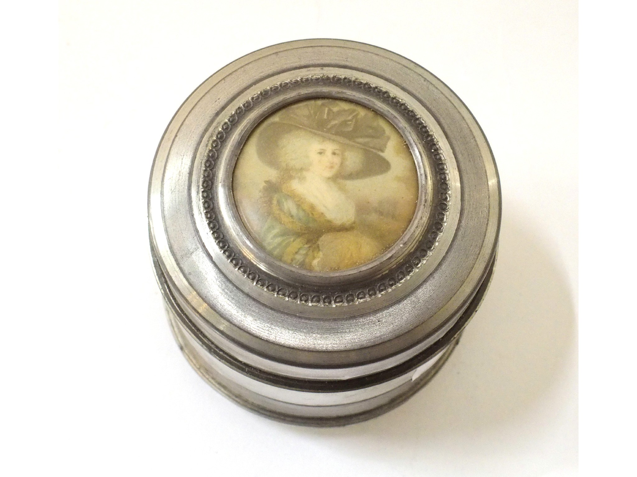 Appraisal: A ladies musical talcum jar