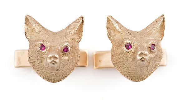 Appraisal: CHARMING K FOX HEAD CUFF LINKS American ca a handsome