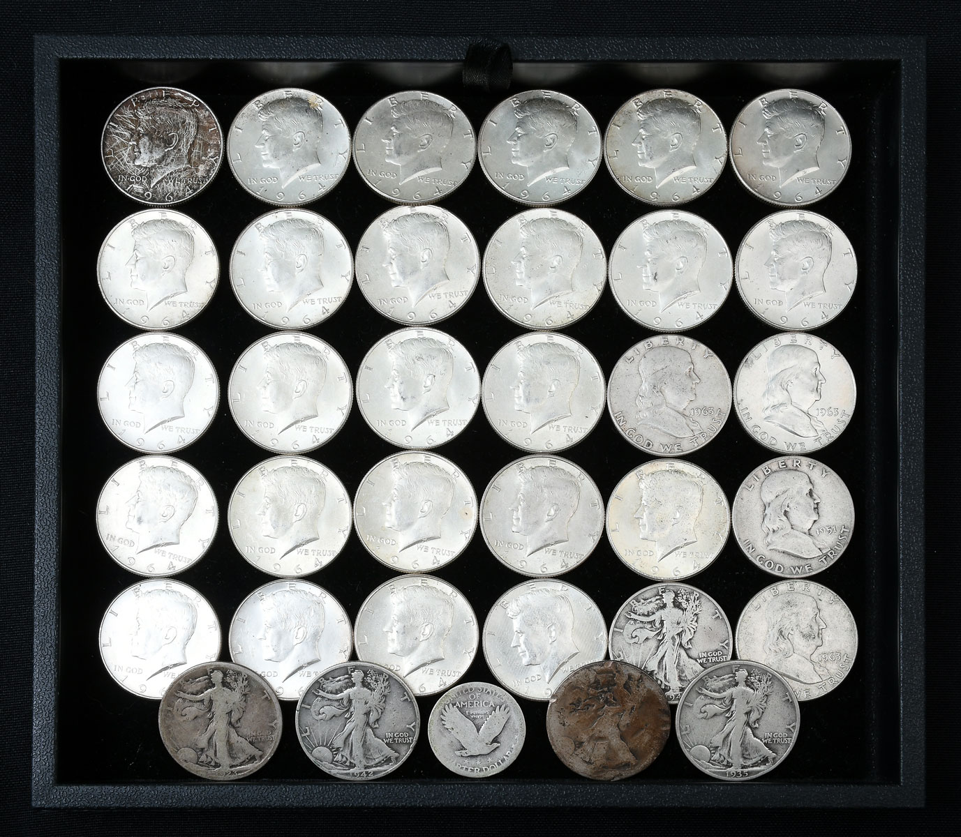 Appraisal: UNITED STATES SILVER COIN COLLECTION Comprising Kennedy half-dollars - Ben