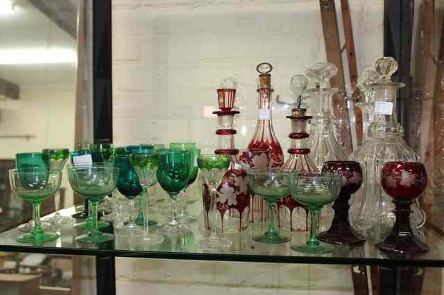 Appraisal: A QUANTITY OF VICTORIAN AND LATER GLASSWARE wine glasses decanters